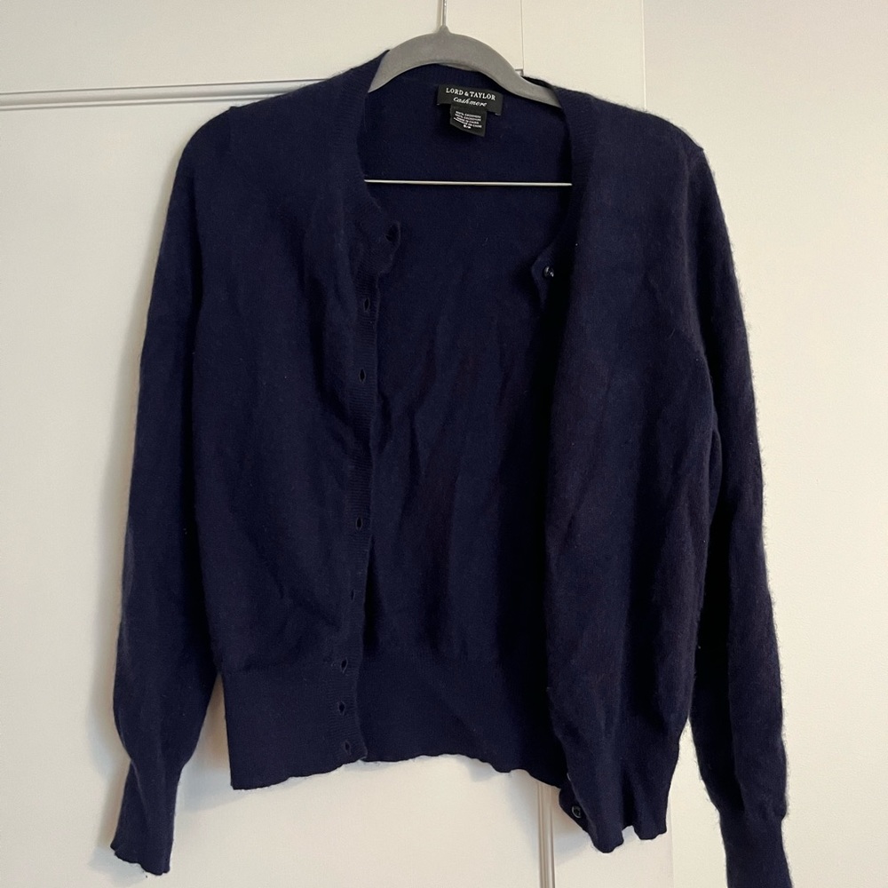 Lord and Taylor 100% cashmere navy sweater size small